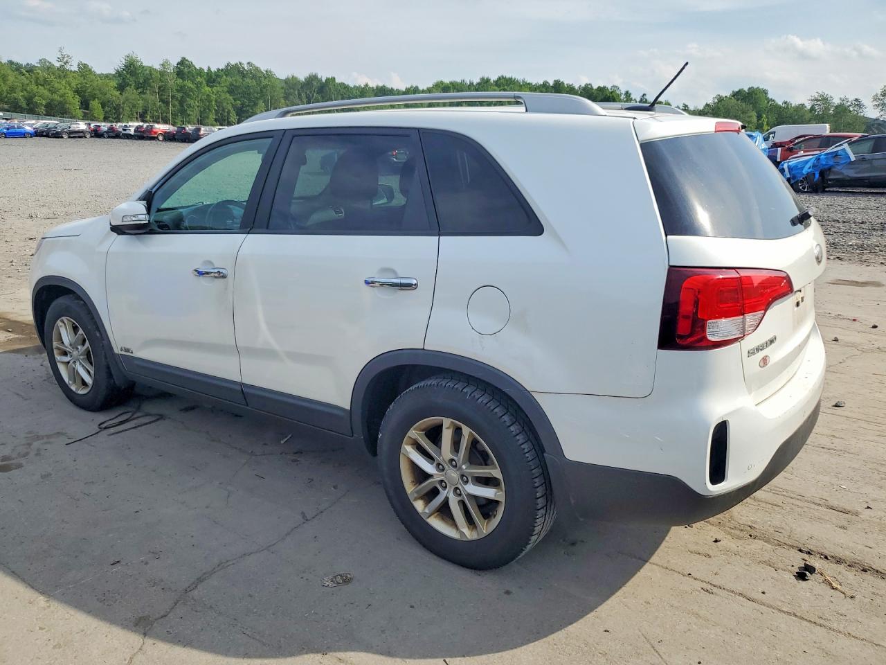 2014 Kia Sorento Lx White vin: 5XYKTCA60EG440273