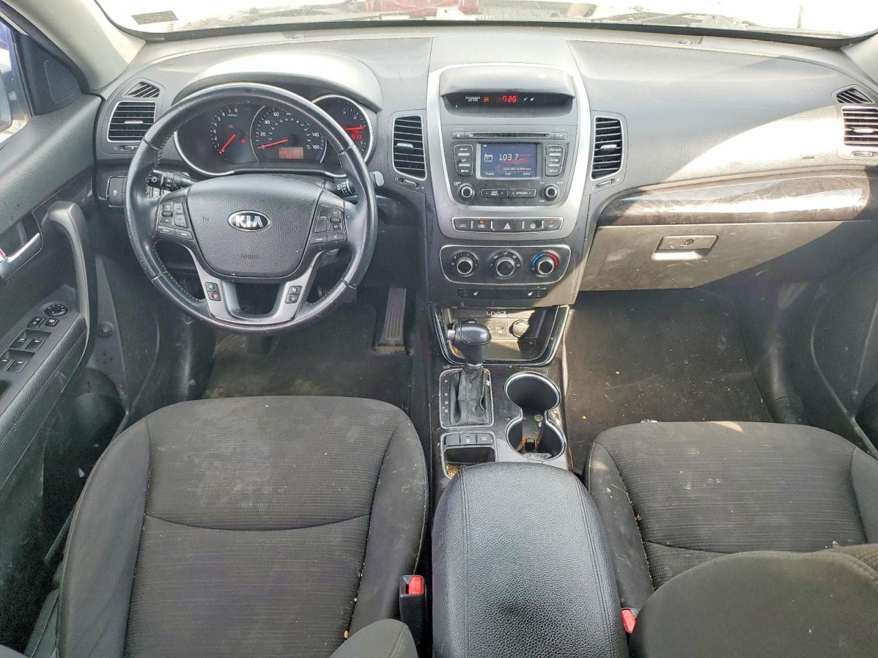 2014 Kia Sorento Lx White vin: 5XYKTCA60EG440273