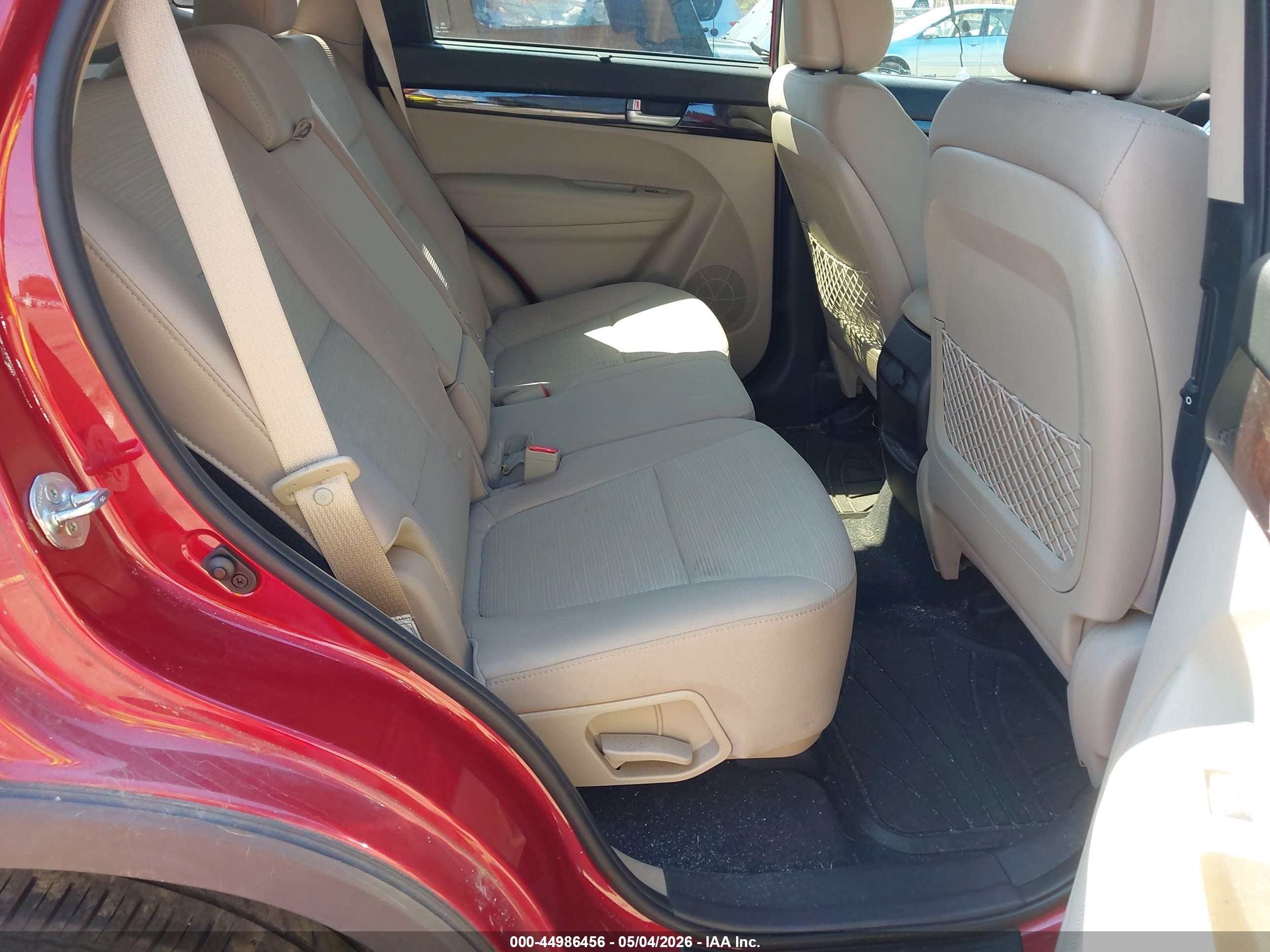 2014 Kia Sorento Lx Red vin: 5XYKTCA60EG541166