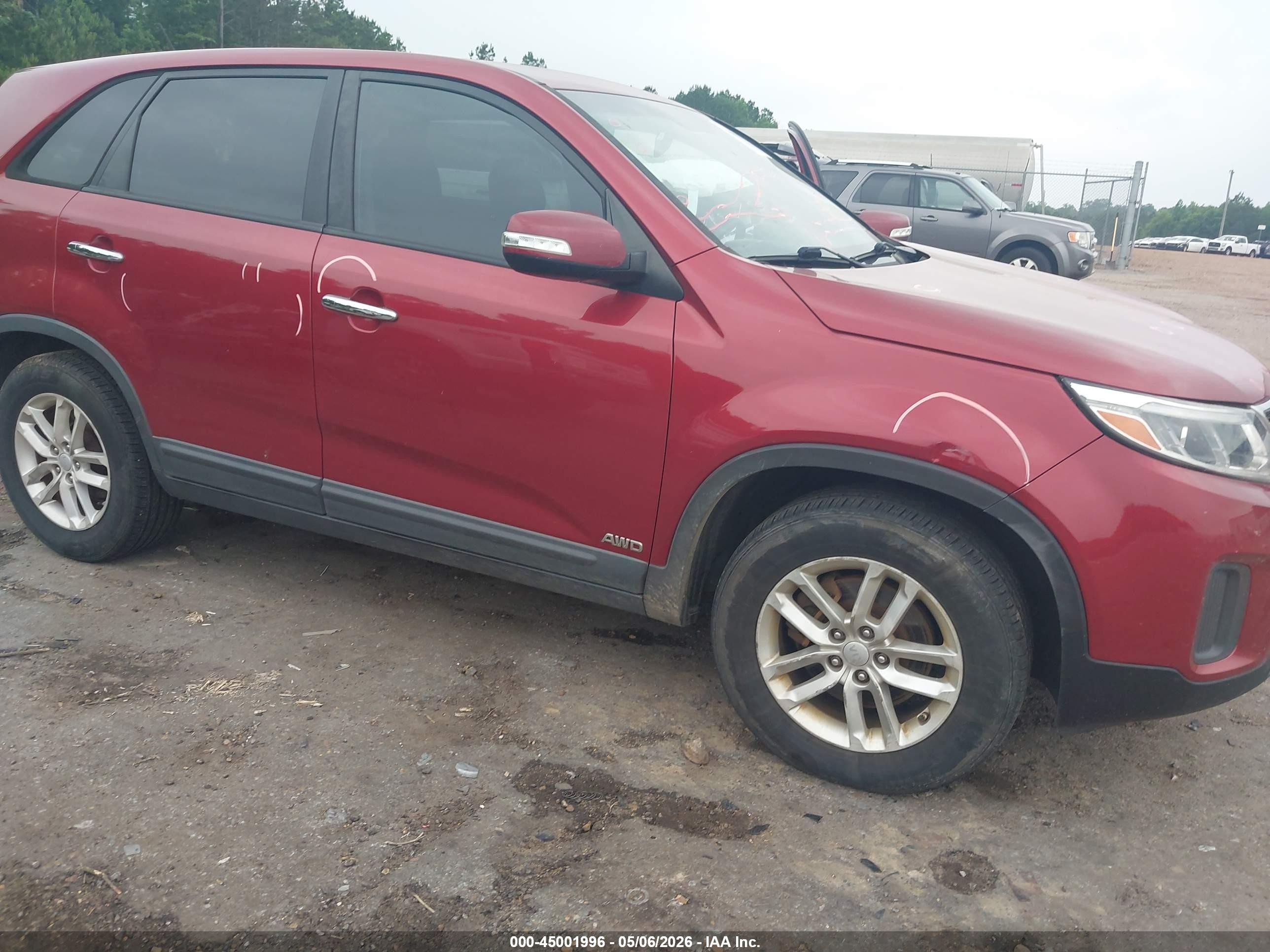 2014 Kia Sorento Lx Red vin: 5XYKTCA60EG545217