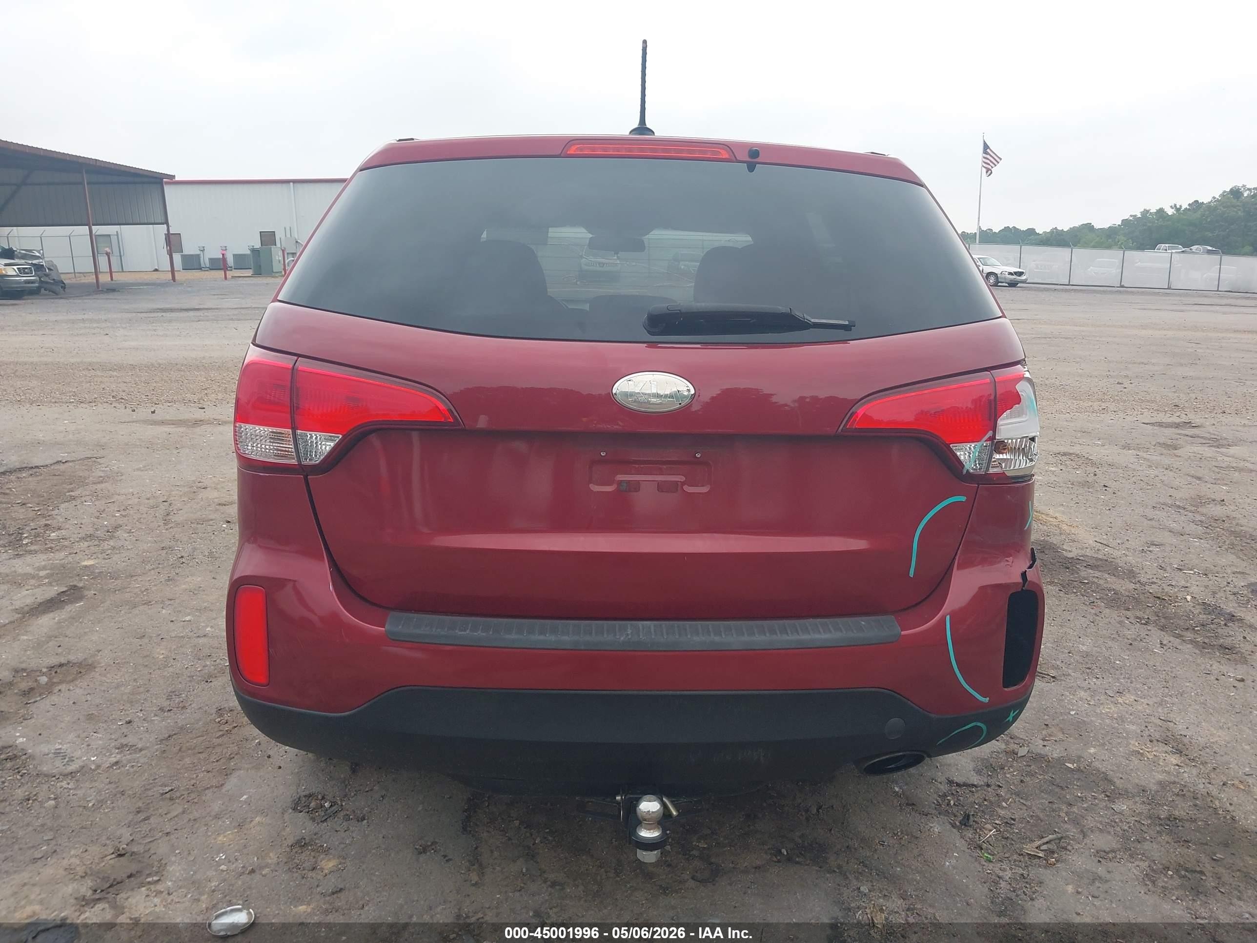 2014 Kia Sorento Lx Red vin: 5XYKTCA60EG545217
