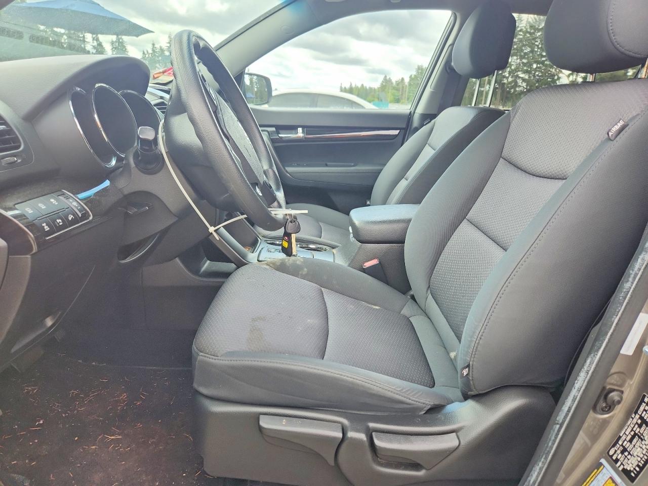 2012 Kia Sorento Lx Gray vin: 5XYKTCA61CG277873