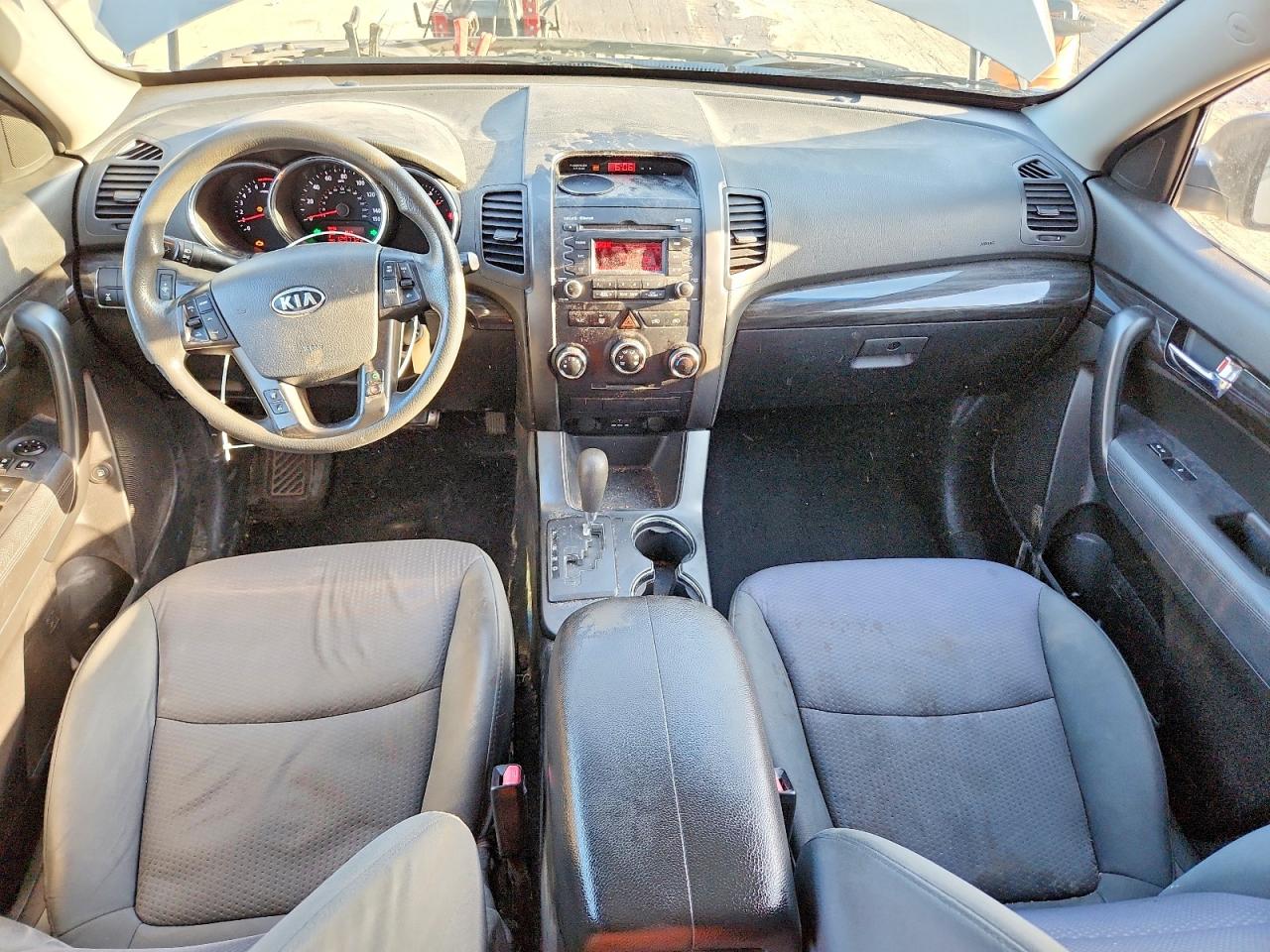 2013 Kia Sorento Lx Silver vin: 5XYKTCA61DG400184