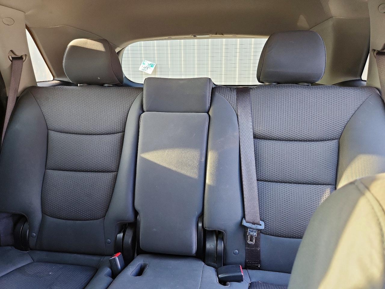 2013 Kia Sorento Lx Silver vin: 5XYKTCA61DG400184