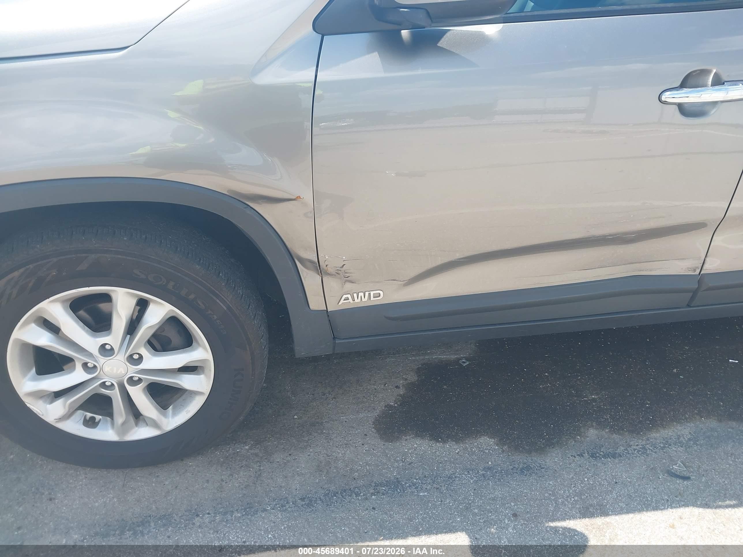 2013 Kia Sorento Lx Silver vin: 5XYKTCA61DG408186