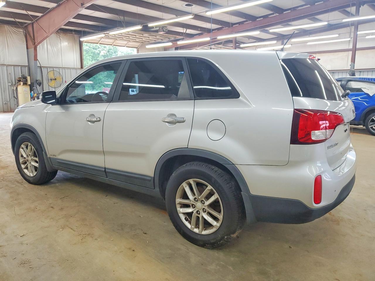 2014 Kia Sorento Lx Silver vin: 5XYKTCA61EG429315