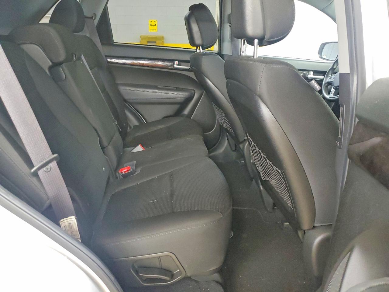 2014 Kia Sorento Lx Silver vin: 5XYKTCA61EG429315
