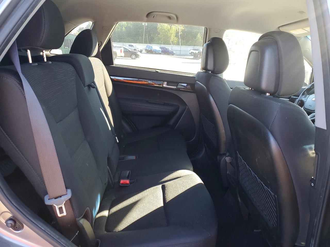 2014 Kia Sorento Lx Gray vin: 5XYKTCA61EG479339