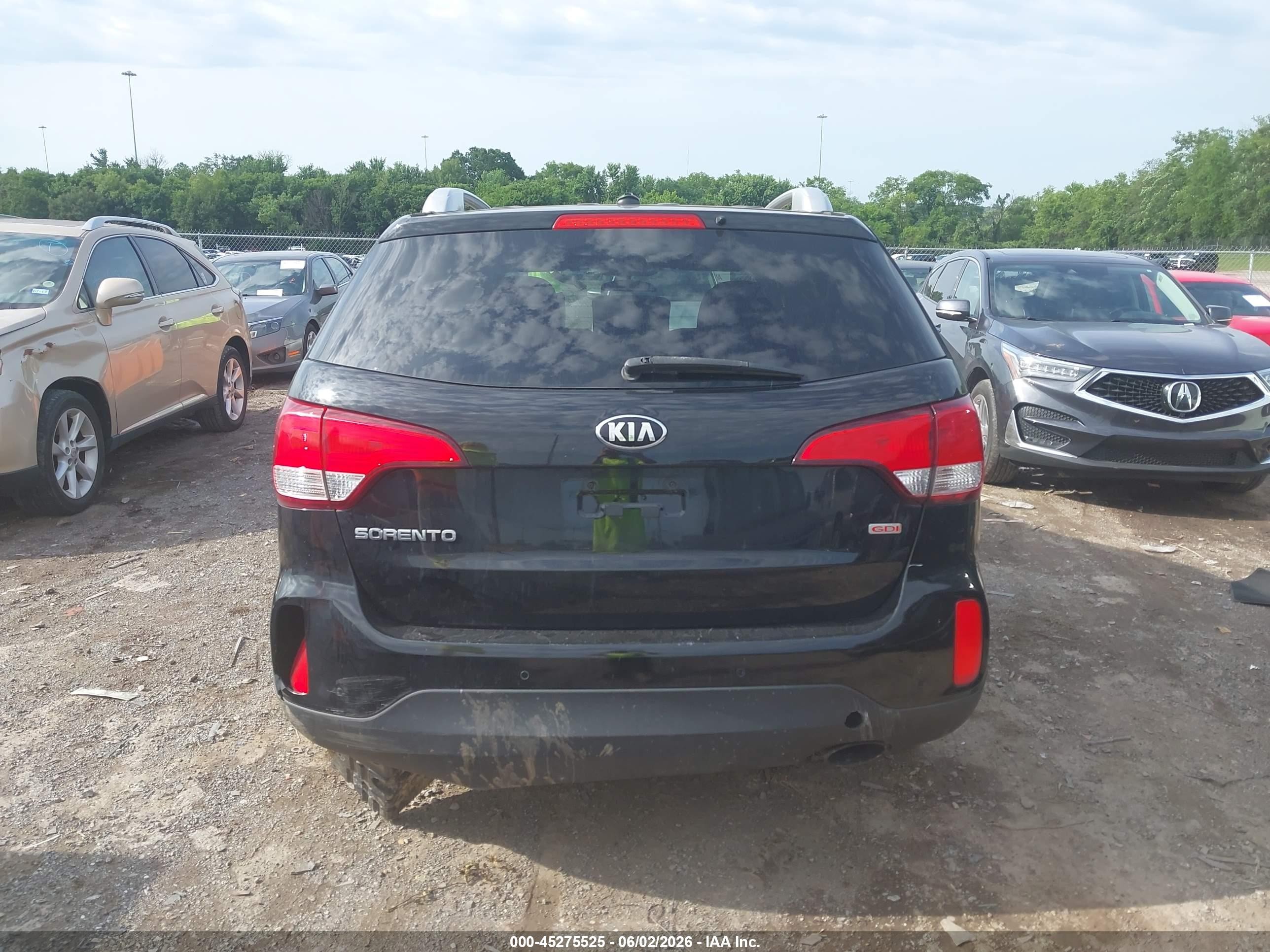 2014 Kia Sorento Lx Черный vin: 5XYKTCA61EG539670