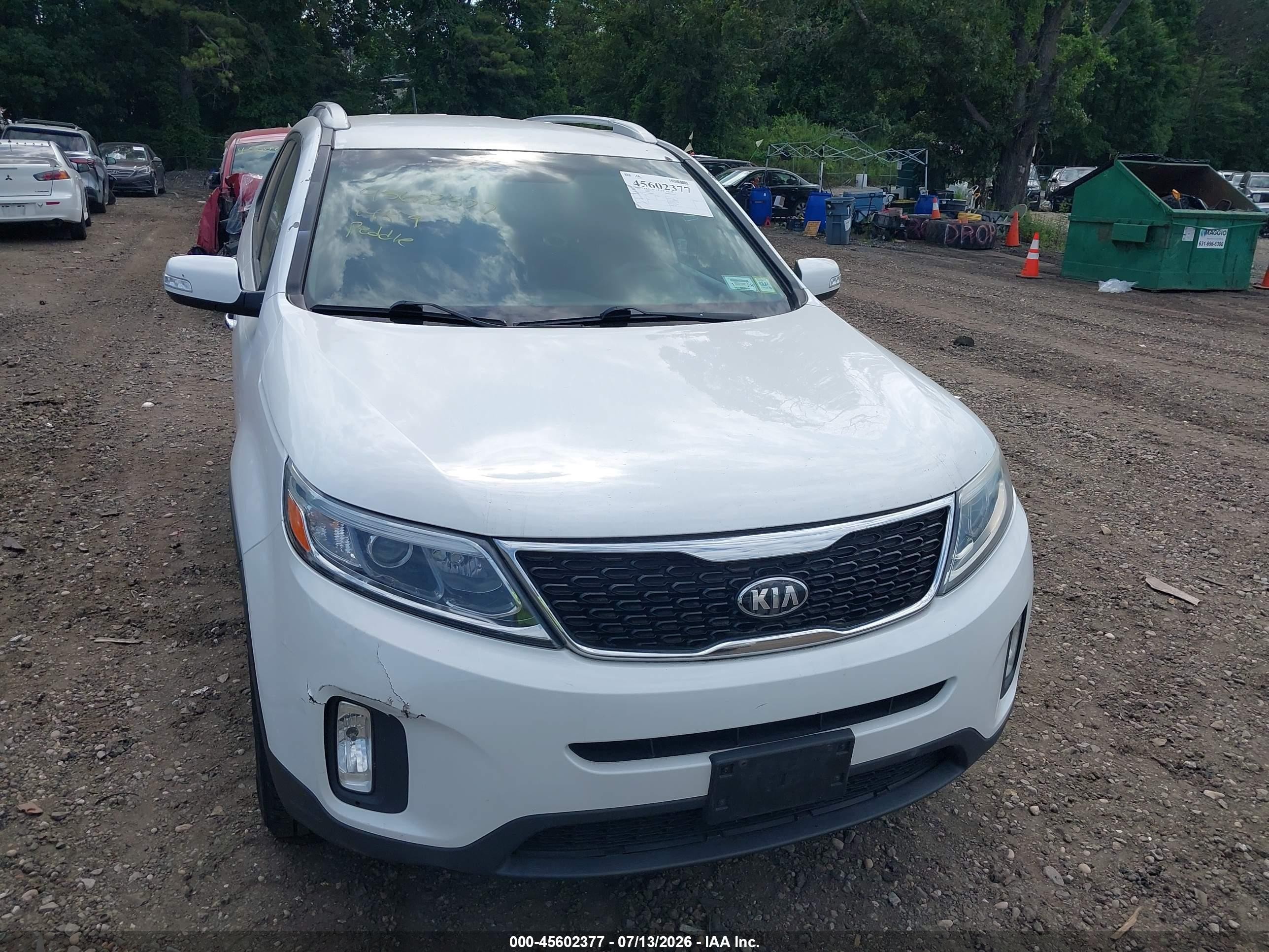 2014 Kia Sorento Lx White vin: 5XYKTCA61EG544481