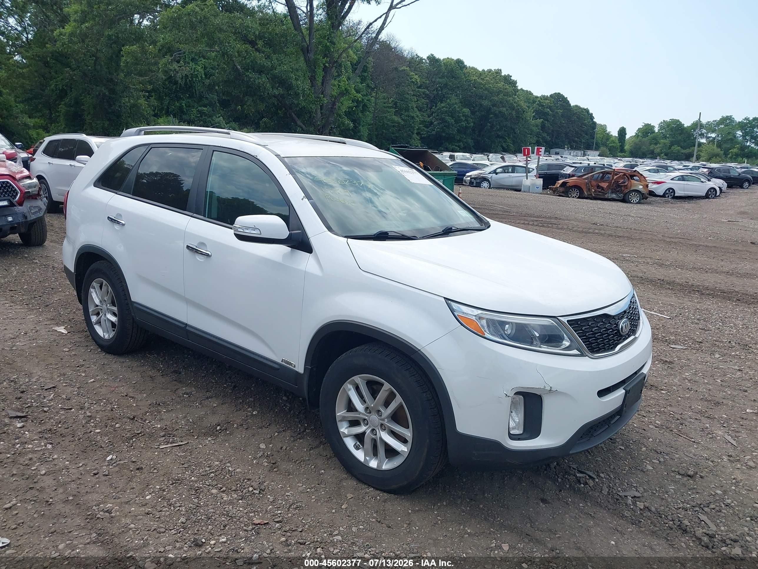 2014 Kia Sorento Lx White vin: 5XYKTCA61EG544481