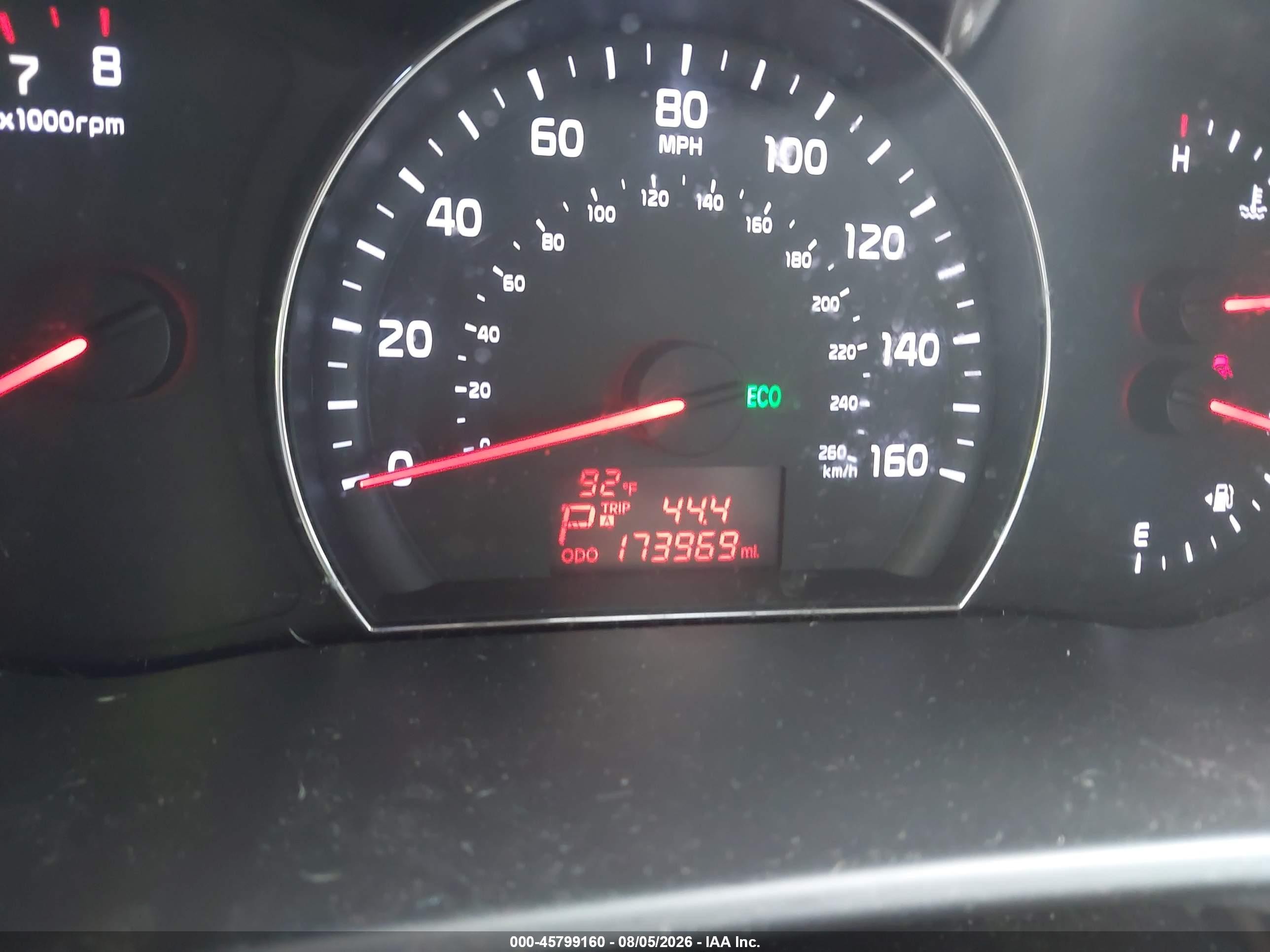 2014 Kia Sorento Lx Maroon vin: 5XYKTCA61EG549471