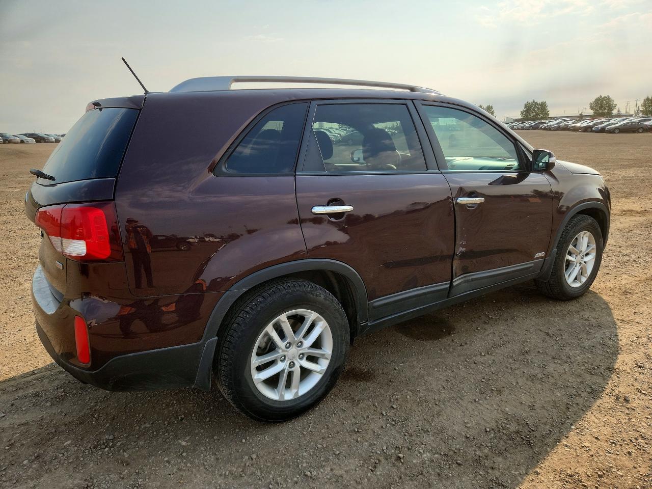 2015 Kia Sorento Lx Burgundy vin: 5XYKTCA61FG645621
