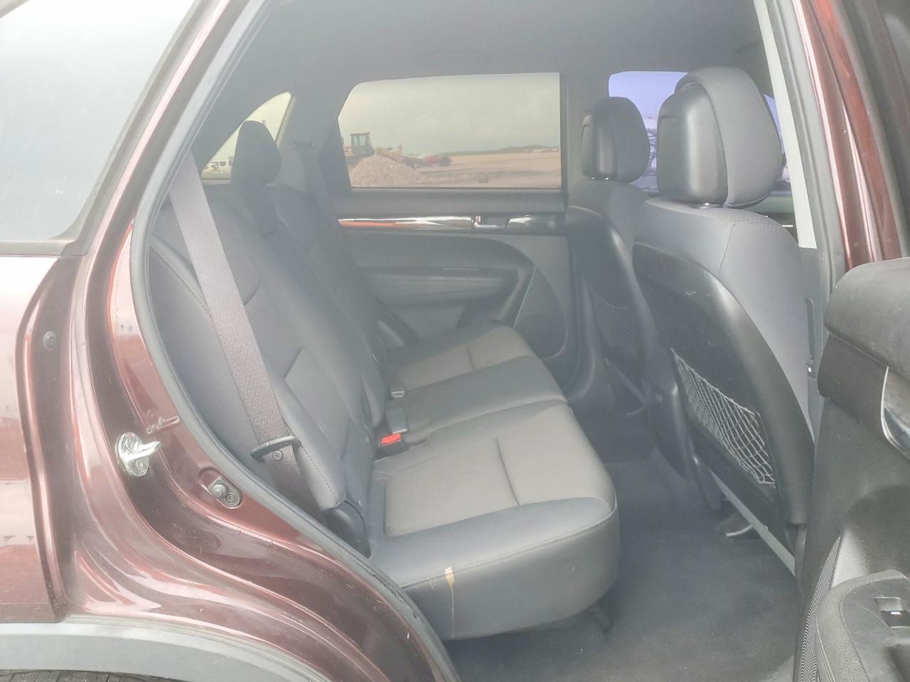 2012 Kia Sorento Lx Burgundy vin: 5XYKTCA62CG250827