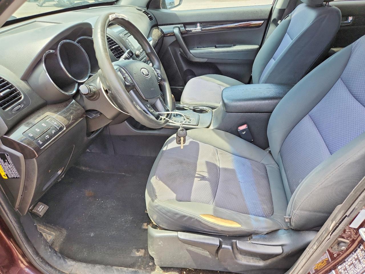 2013 Kia Sorento Lx Maroon vin: 5XYKTCA62DG322465