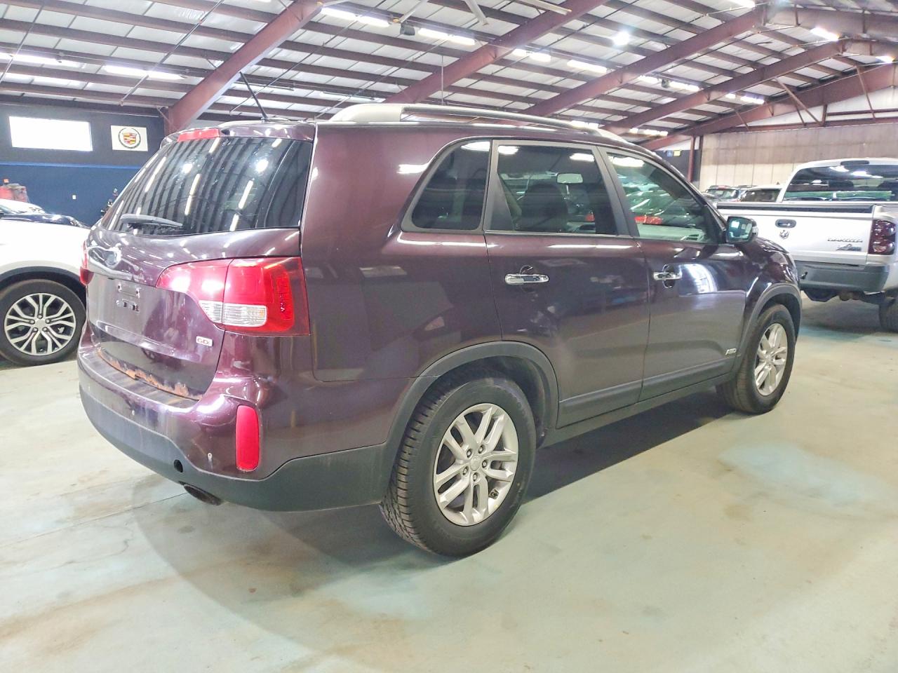 2014 Kia Sorento Burgundy vin: 5XYKTCA62EG489040