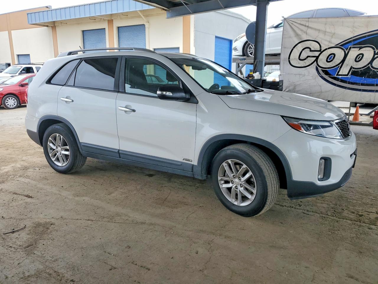 2014 Kia Sorento Lx White vin: 5XYKTCA62EG497039