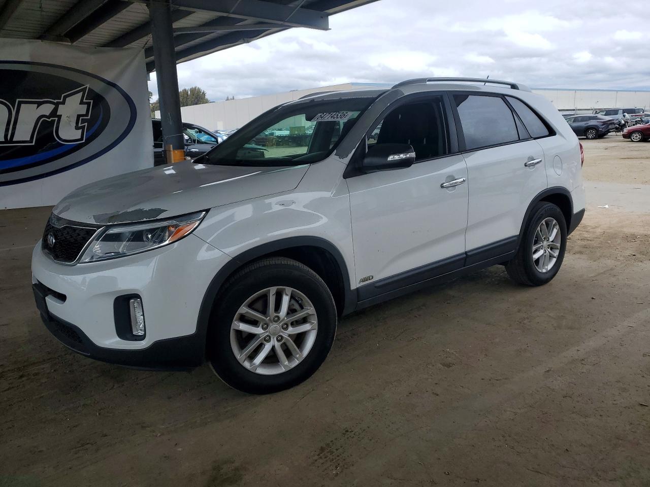 2014 Kia Sorento Lx White vin: 5XYKTCA62EG497039