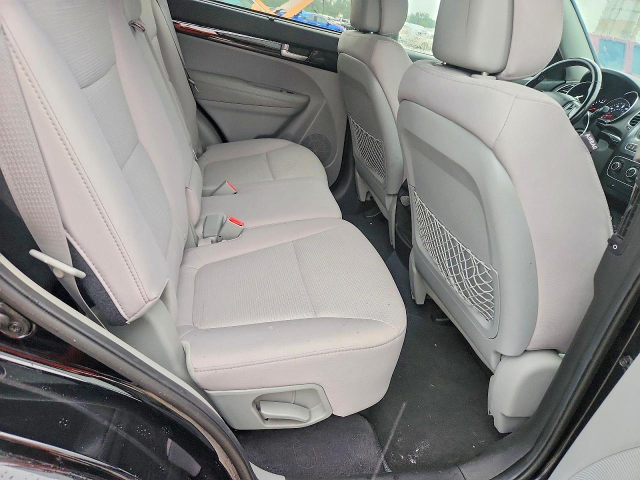 2014 Kia Sorento Lx Black vin: 5XYKTCA62EG505799
