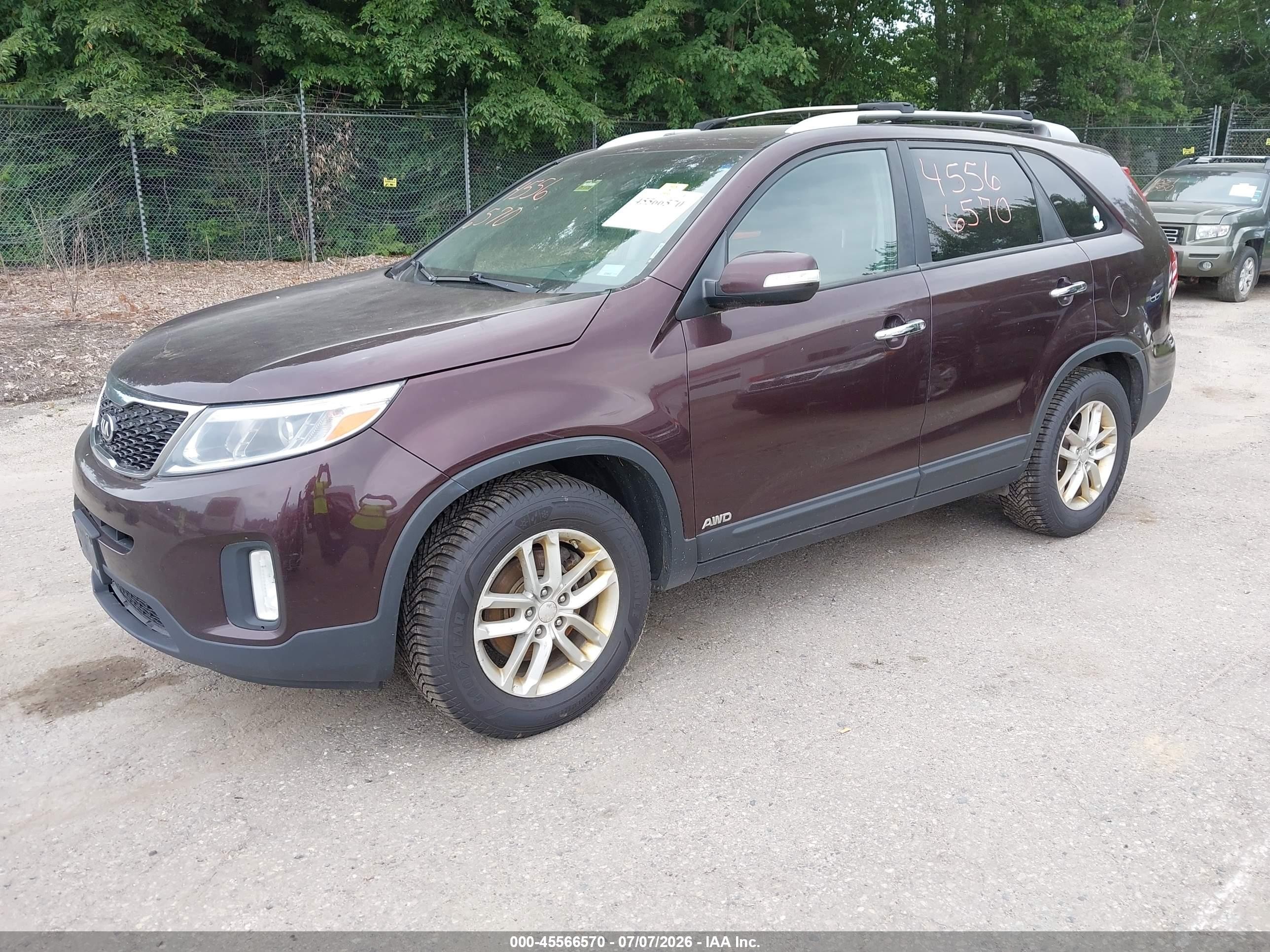 2014 Kia Sorento Lx Бордовый vin: 5XYKTCA62EG506578
