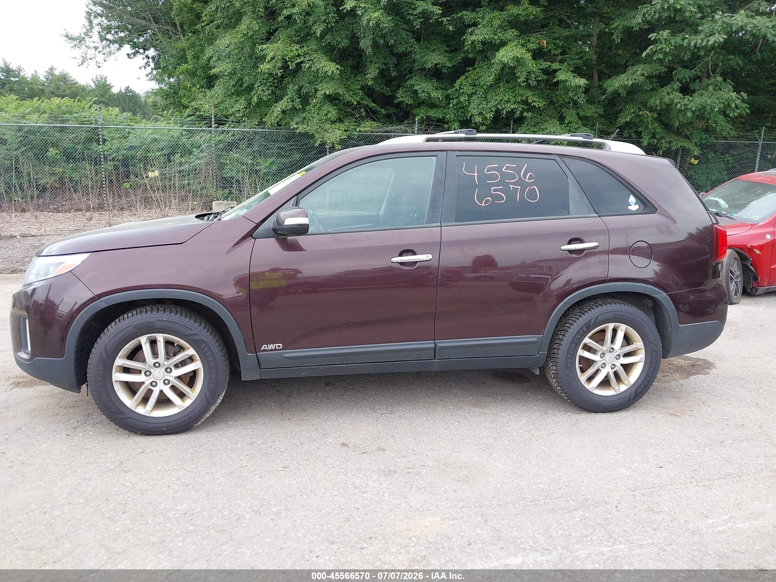 2014 Kia Sorento Lx Бордовый vin: 5XYKTCA62EG506578