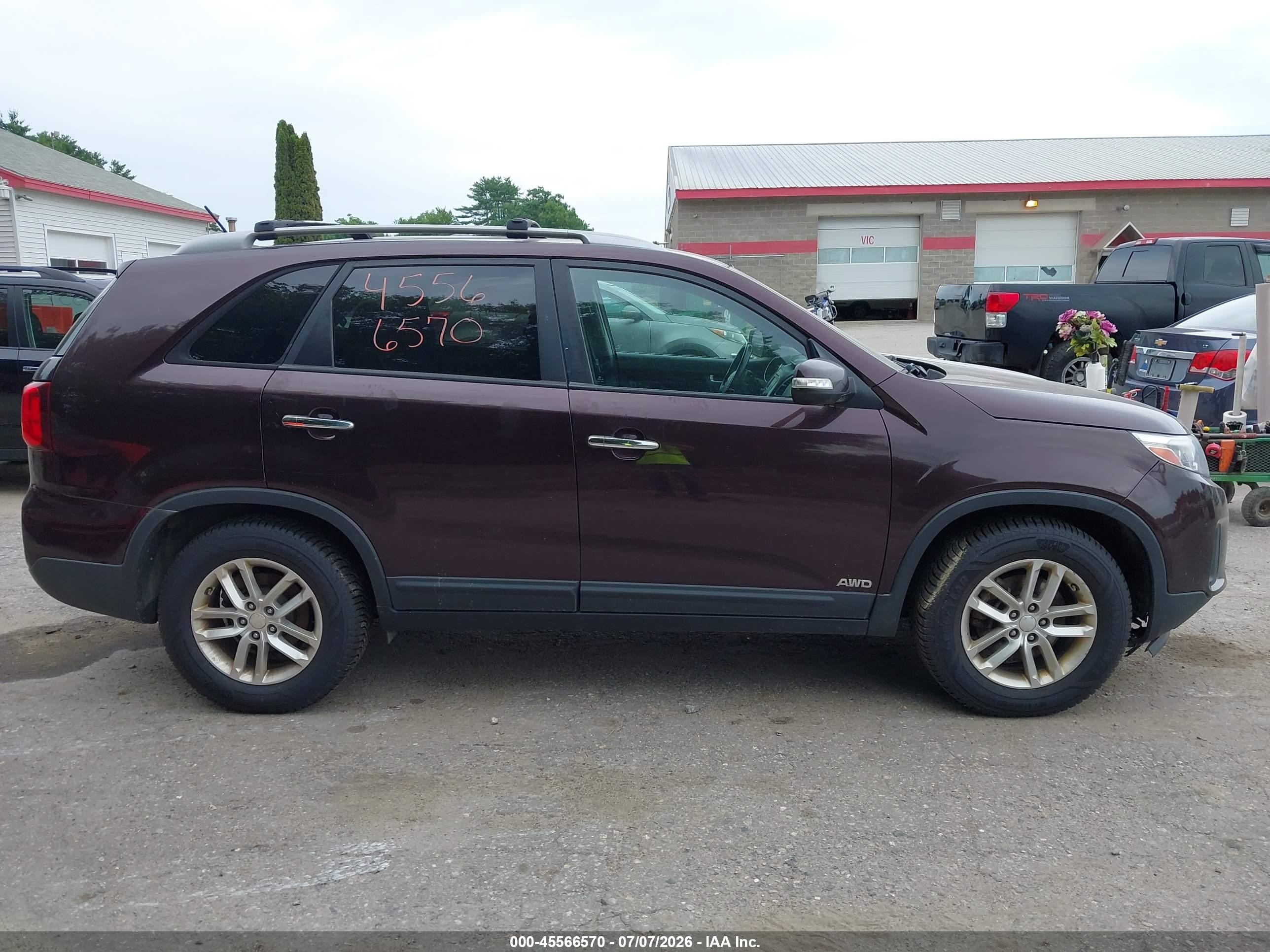 2014 Kia Sorento Lx Бордовый vin: 5XYKTCA62EG506578