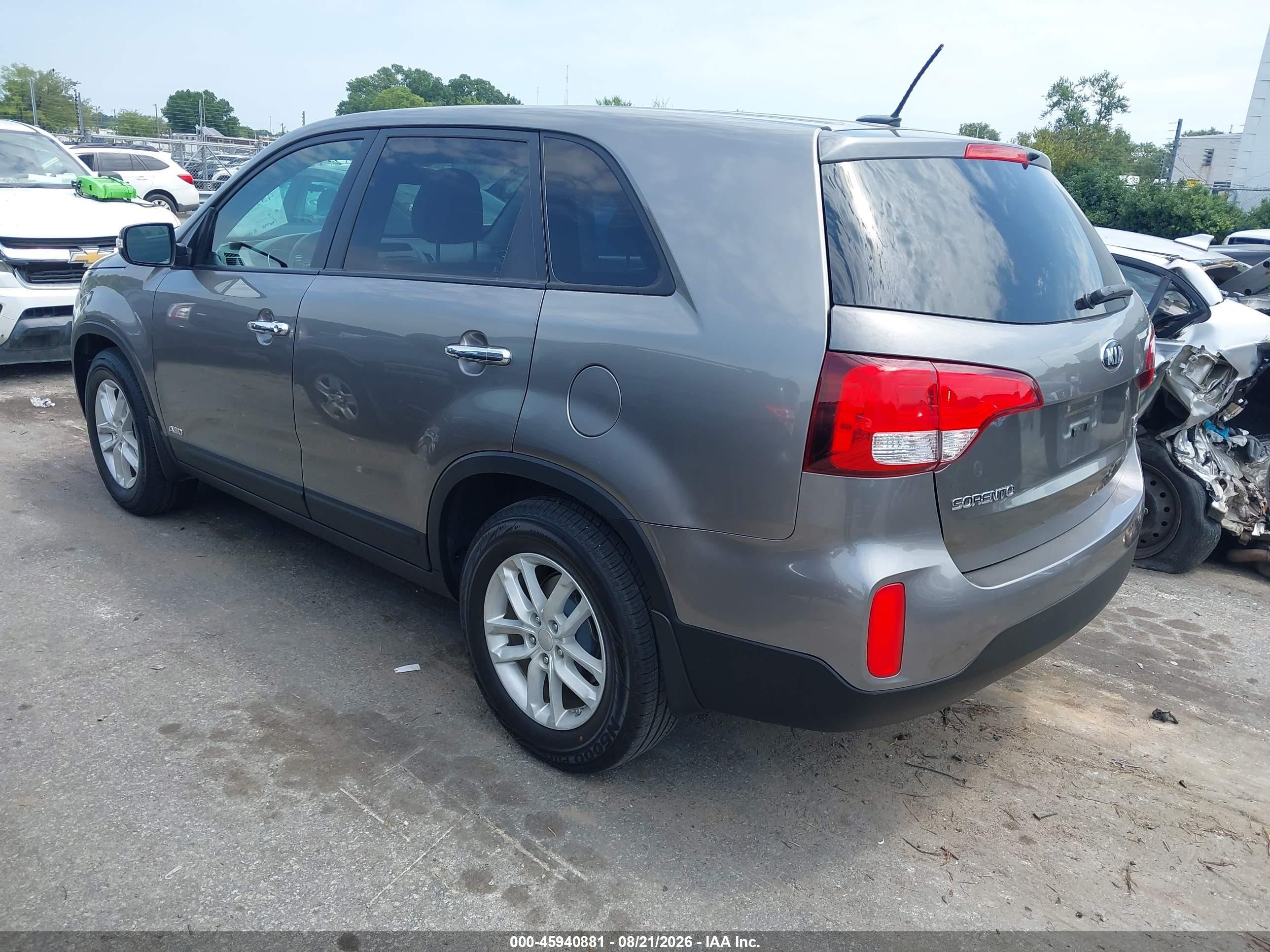 2015 Kia Sorento Lx Gray vin: 5XYKTCA62FG552798