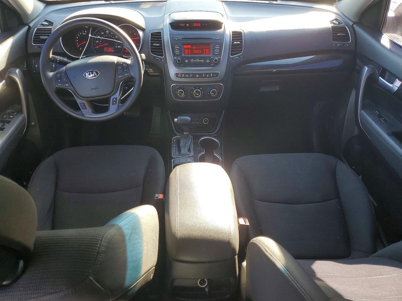2015 Kia Sorento Lx White vin: 5XYKTCA62FG562232