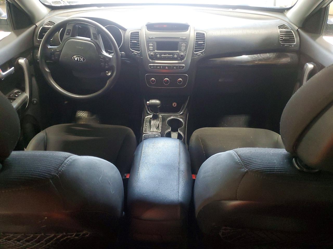 2015 Kia Sorento Lx Silver vin: 5XYKTCA62FG610506
