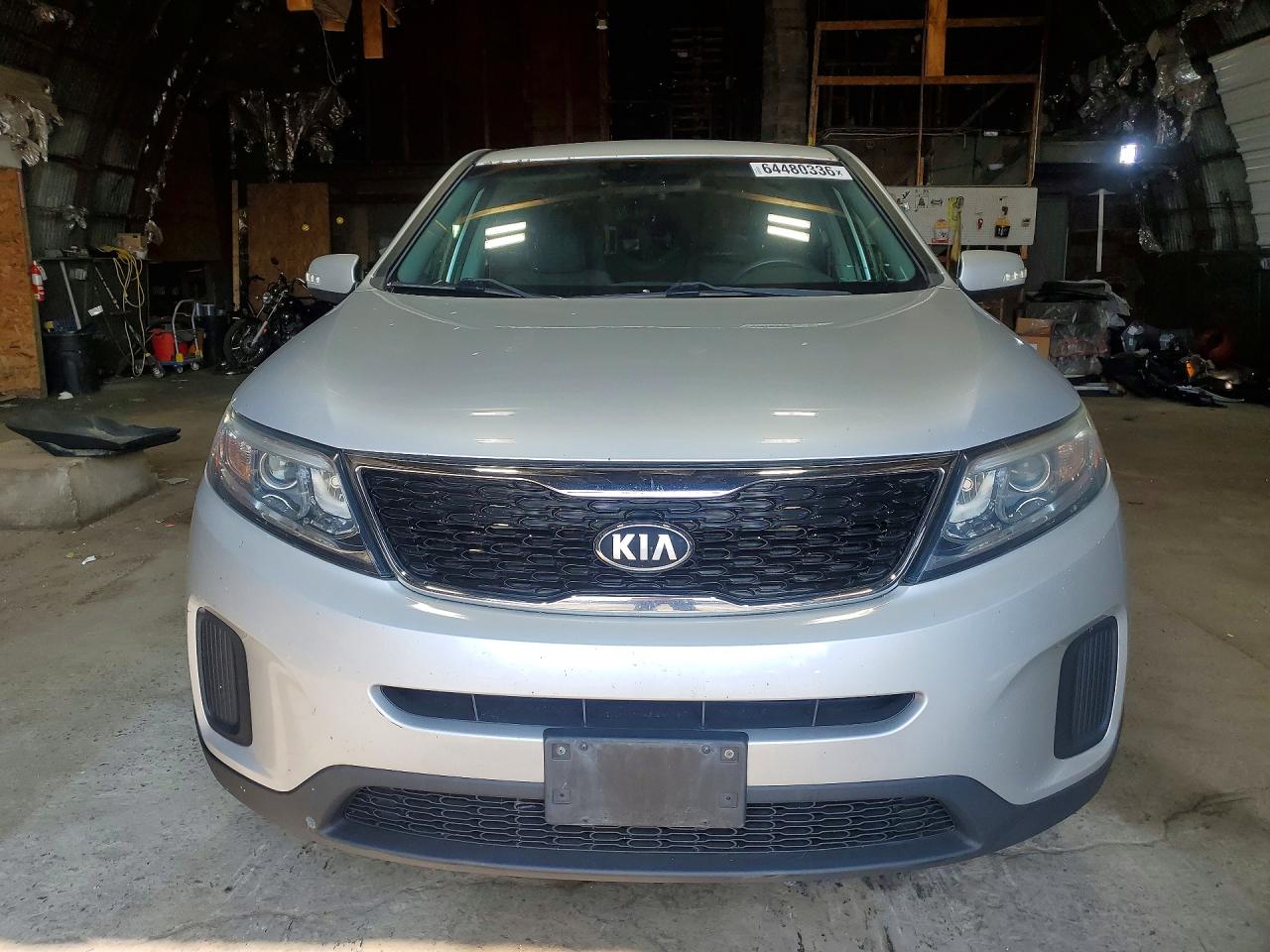 2015 Kia Sorento Lx Silver vin: 5XYKTCA62FG610506