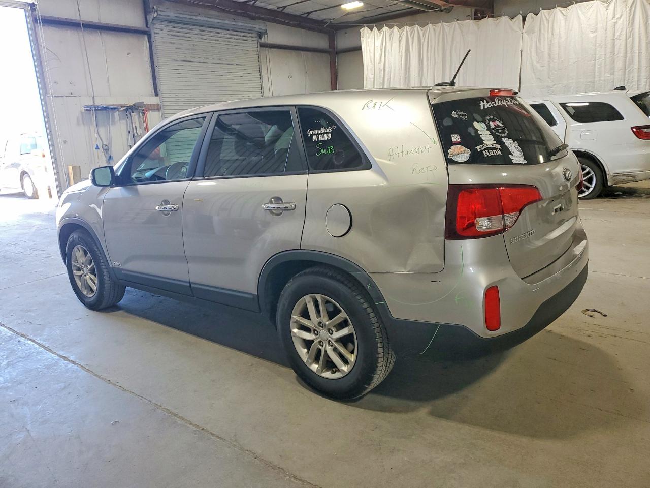 2015 Kia Sorento Lx Silver vin: 5XYKTCA62FG613955