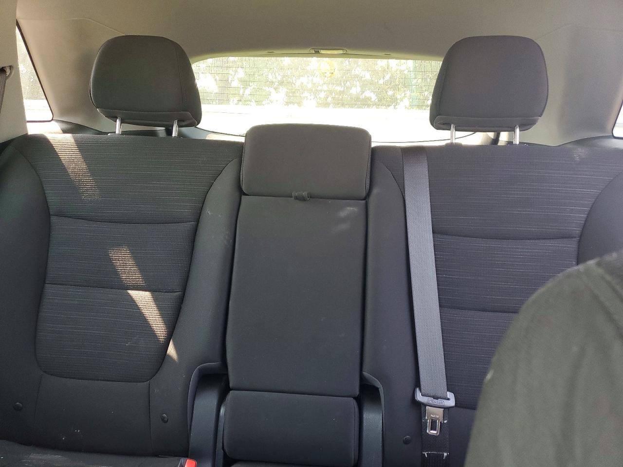 2015 Kia Sorento Lx Silver vin: 5XYKTCA62FG614538