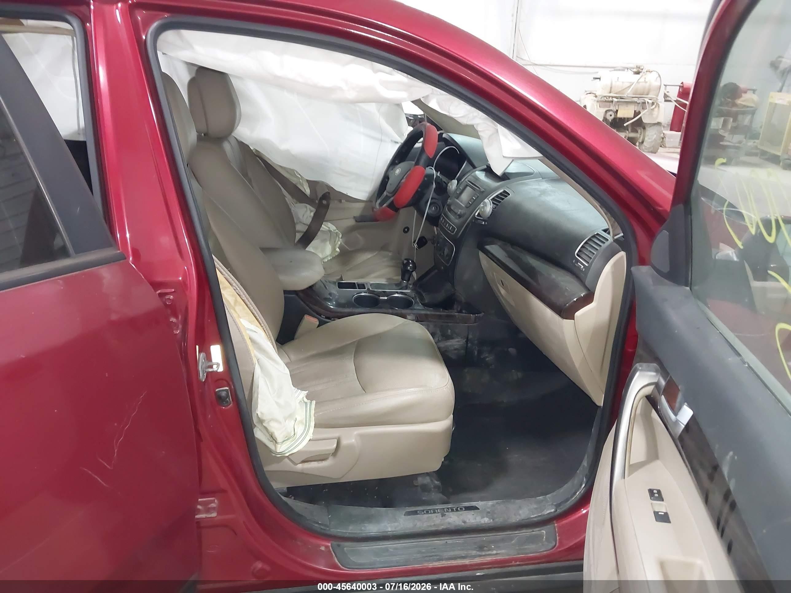 2015 Kia Sorento Lx Red vin: 5XYKTCA62FG631646