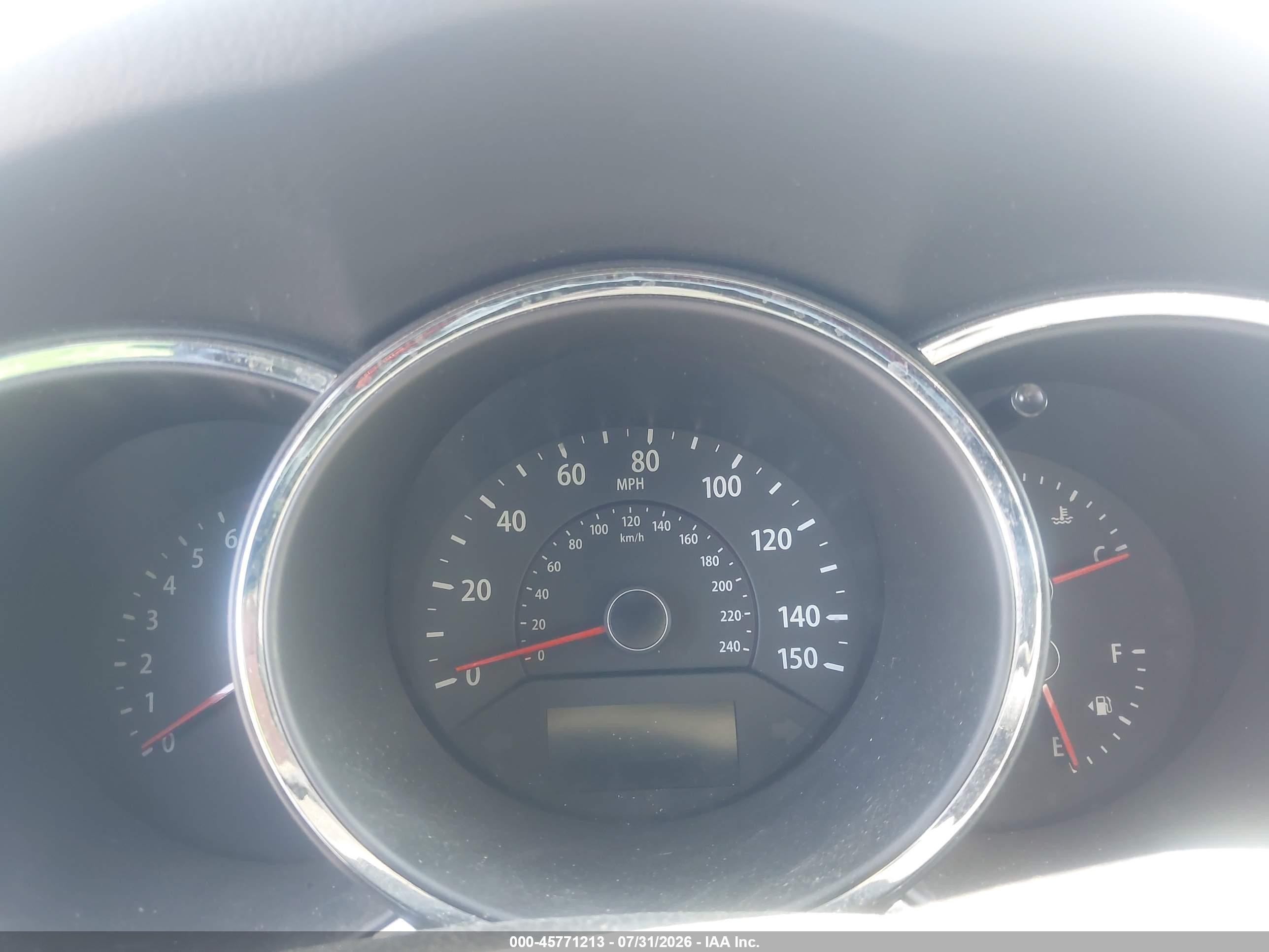 2013 Kia Sorento Lx Silver vin: 5XYKTCA63DG335130