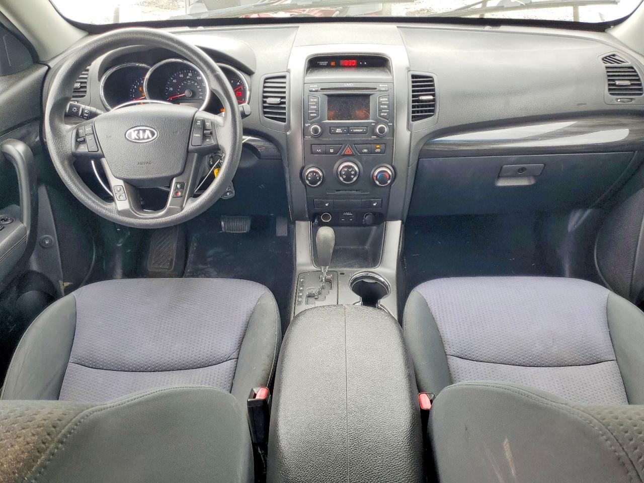 2013 Kia Sorento Lx White vin: 5XYKTCA63DG347195