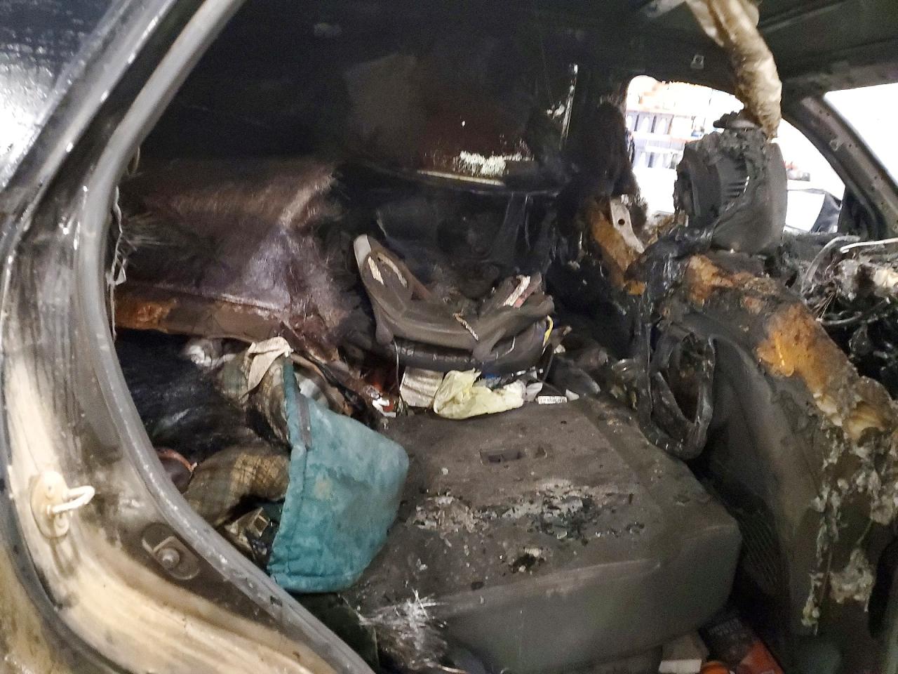 2013 Kia Sorento Lx Burn vin: 5XYKTCA63DG357922
