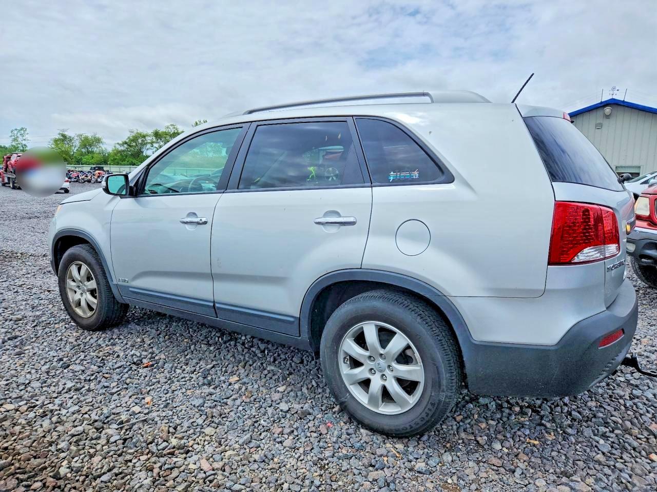 2013 Kia Sorento Lx Silver vin: 5XYKTCA63DG400607
