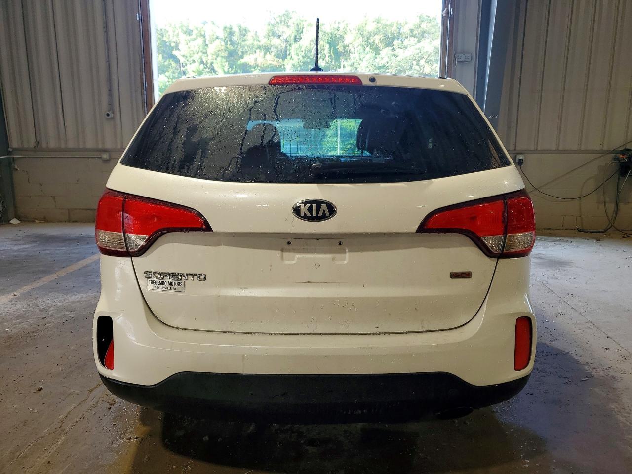 2014 Kia Sorento Lx White vin: 5XYKTCA63EG457598