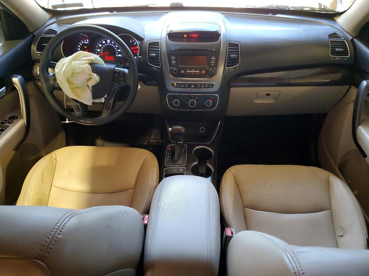 2014 Kia Sorento Lx White vin: 5XYKTCA63EG457598
