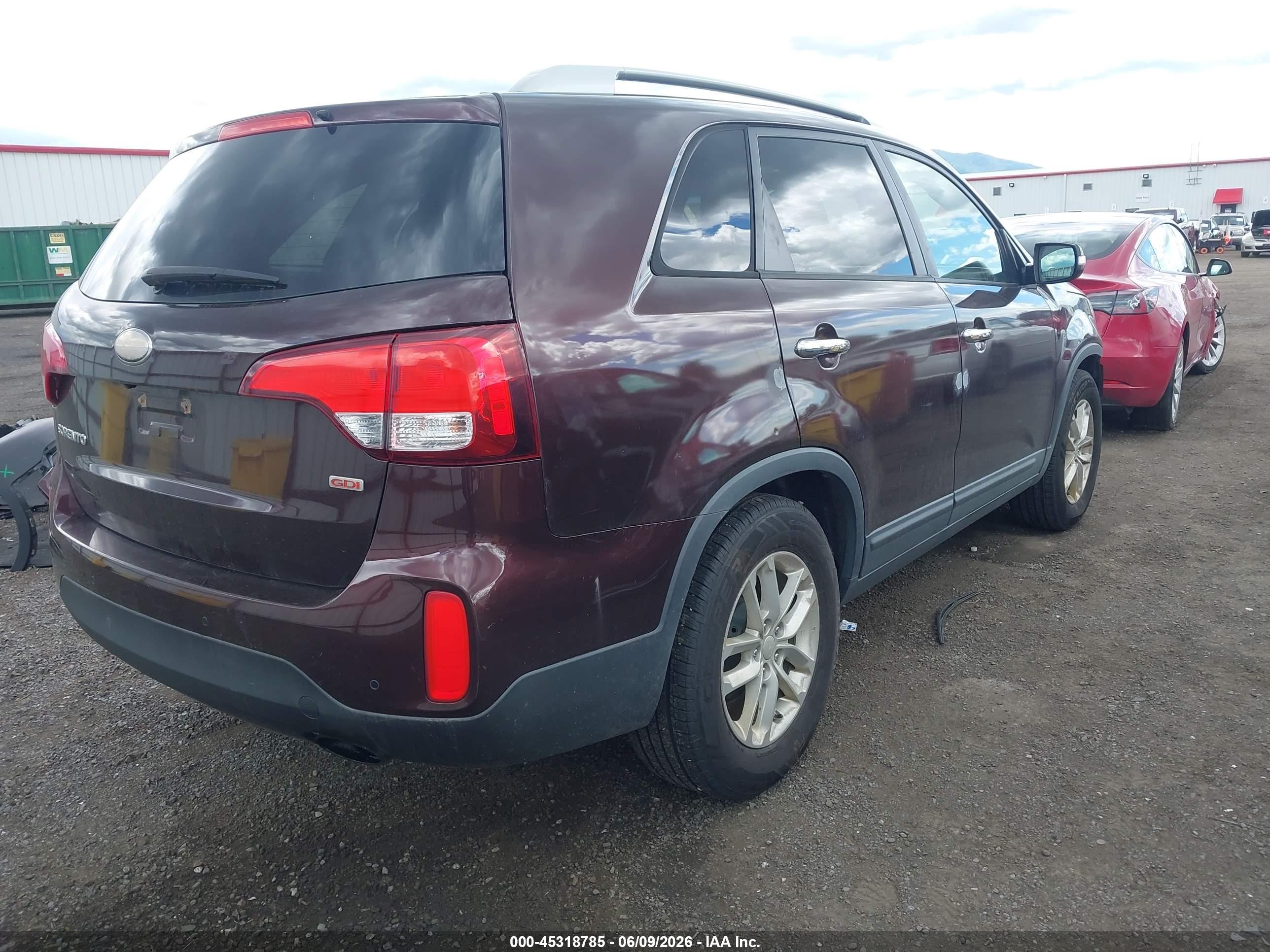 2014 Kia Sorento Lx Burgundy vin: 5XYKTCA63EG465734