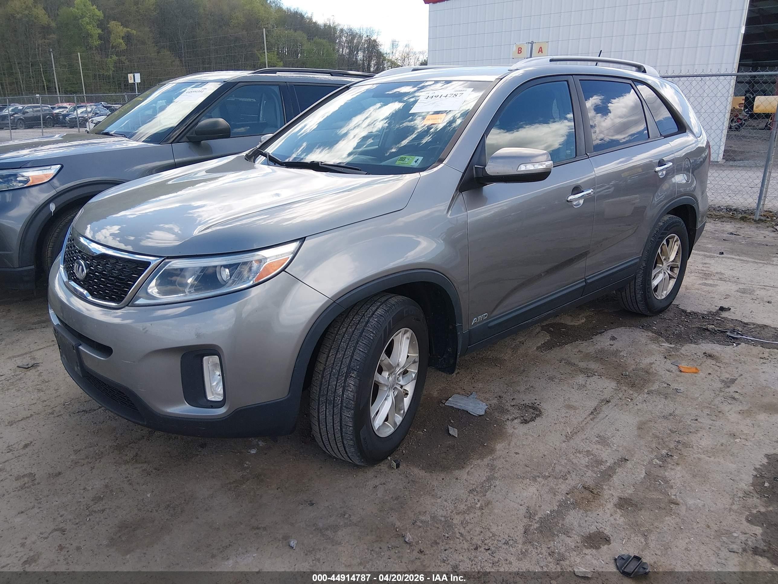 2014 Kia Sorento Lx Gray vin: 5XYKTCA63EG503785