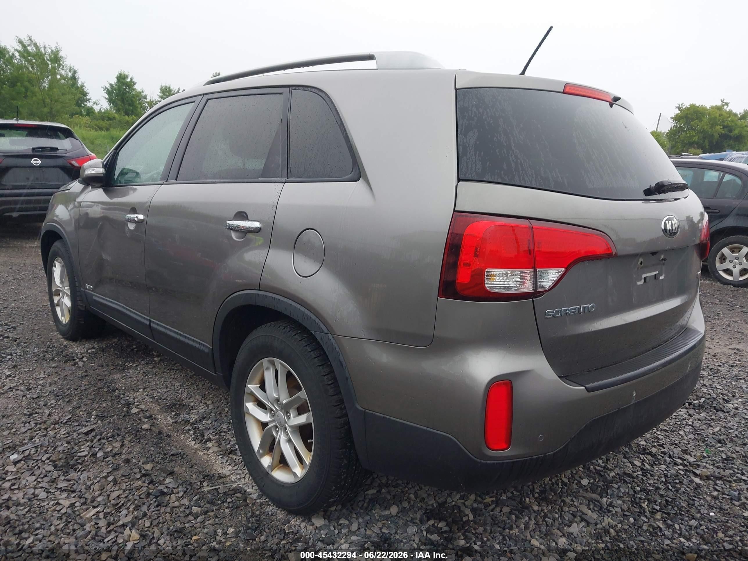 2014 Kia Sorento Lx Champagne vin: 5XYKTCA63EG522305