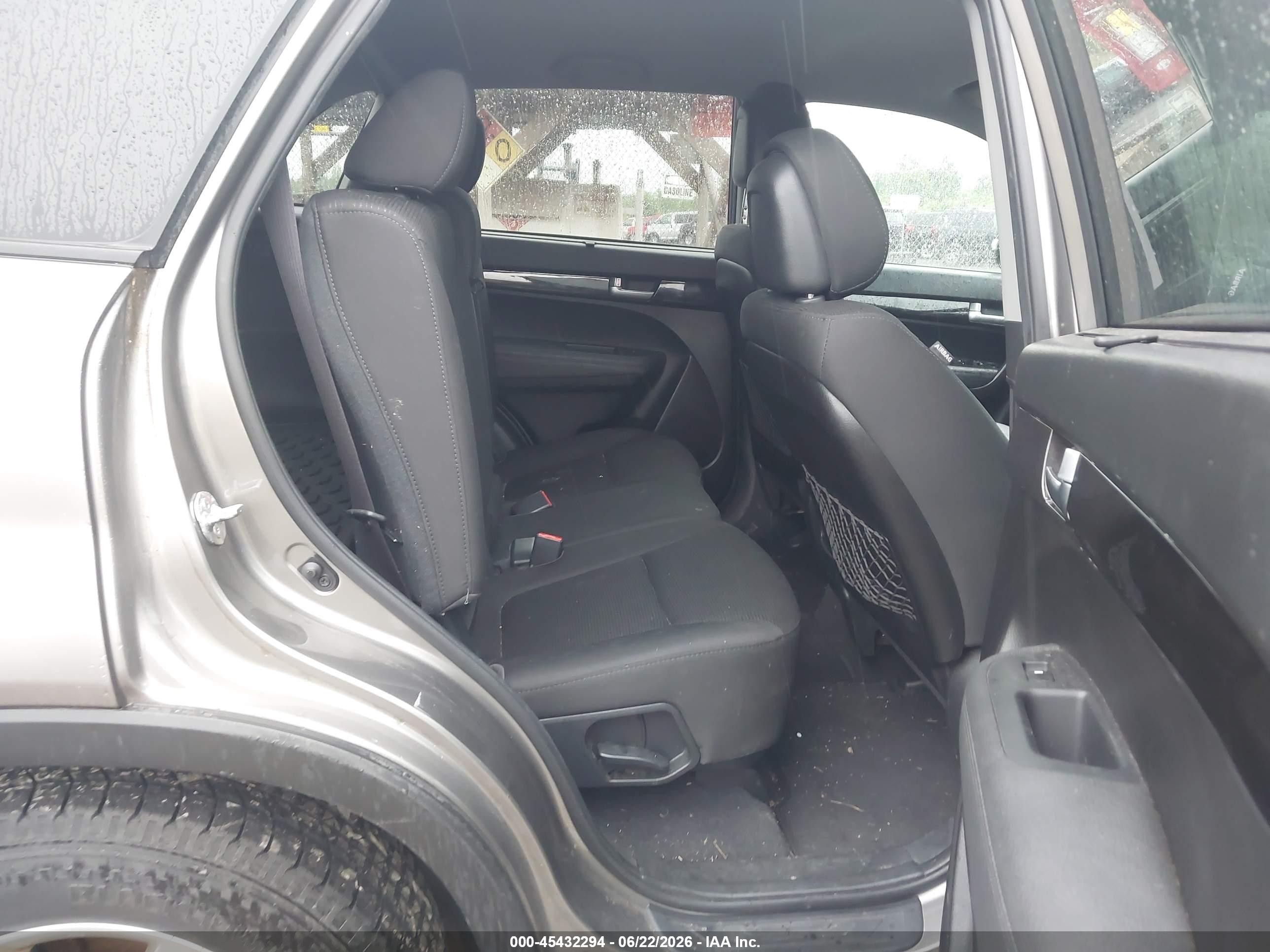 2014 Kia Sorento Lx Champagne vin: 5XYKTCA63EG522305