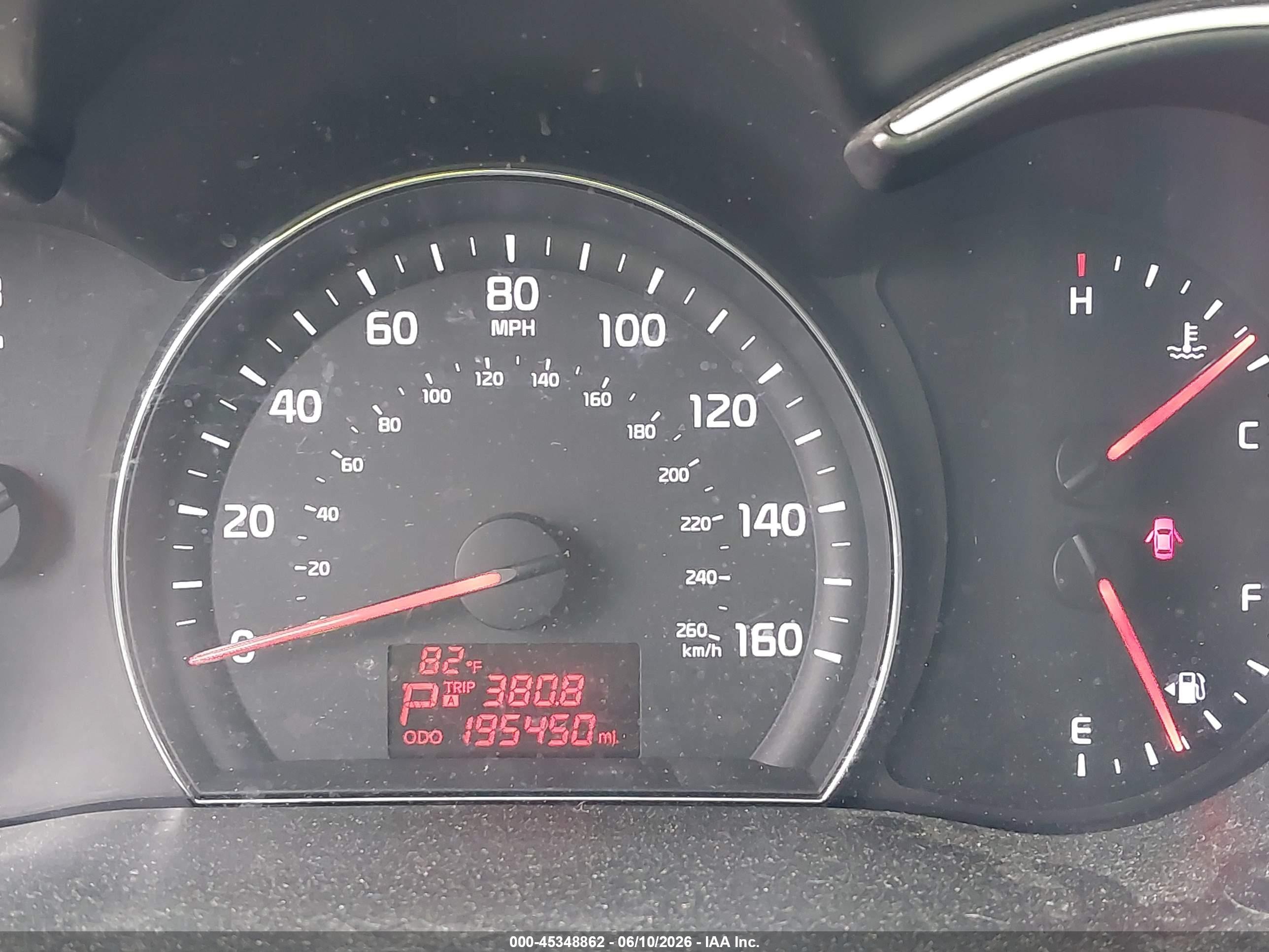 2014 Kia Sorento Lx Серый vin: 5XYKTCA63EG530582