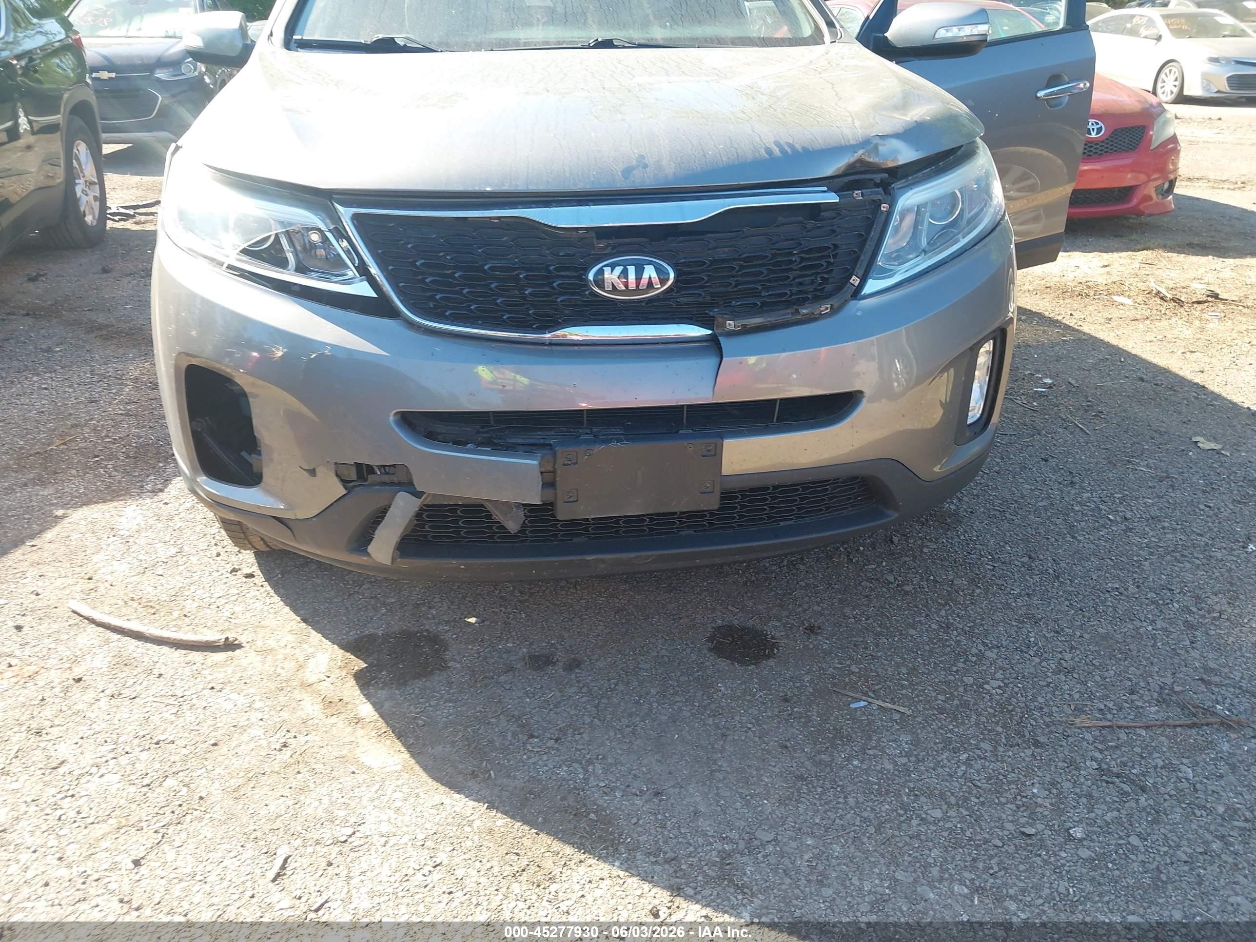 2015 Kia Sorento Lx Gray vin: 5XYKTCA63FG597538