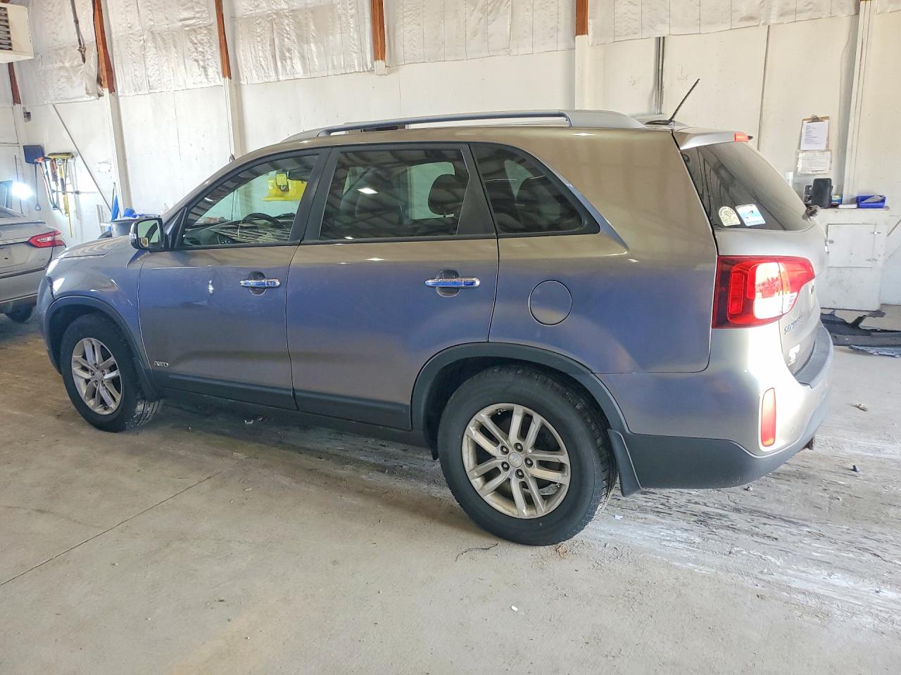 2015 Kia Sorento Lx Gray vin: 5XYKTCA63FG624267