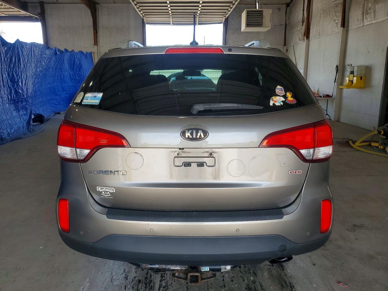 2015 Kia Sorento Lx Gray vin: 5XYKTCA63FG624267