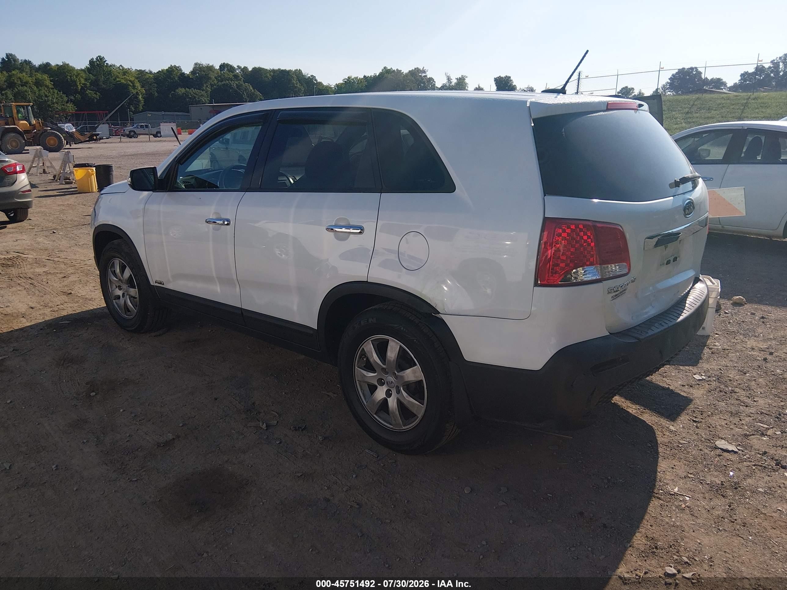 2012 Kia Sorento Lx White vin: 5XYKTCA64CG254734