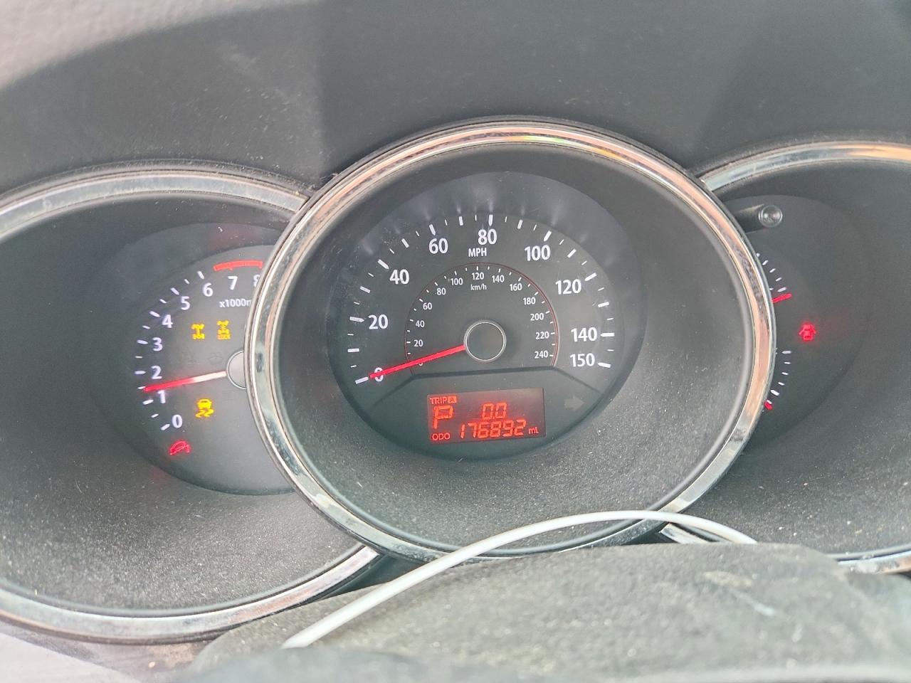 2013 Kia Sorento Lx Burgundy vin: 5XYKTCA64DG311726