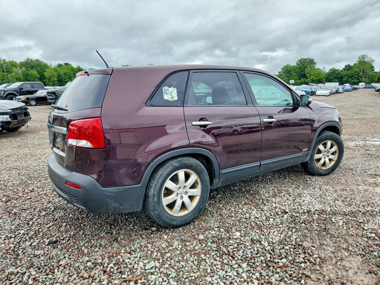 2013 Kia Sorento Lx Burgundy vin: 5XYKTCA64DG311726